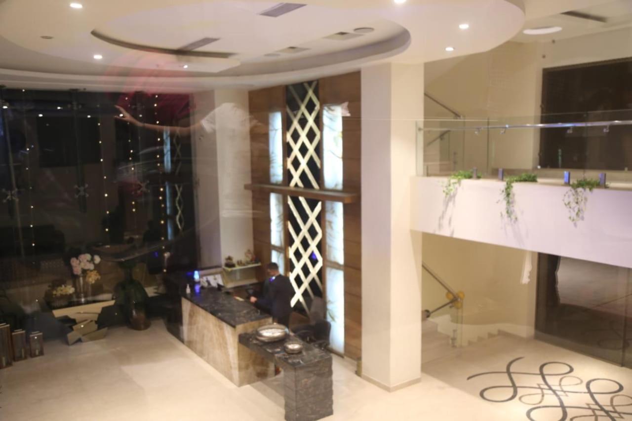 Hotel Pacific Roorkee ภายนอก รูปภาพ