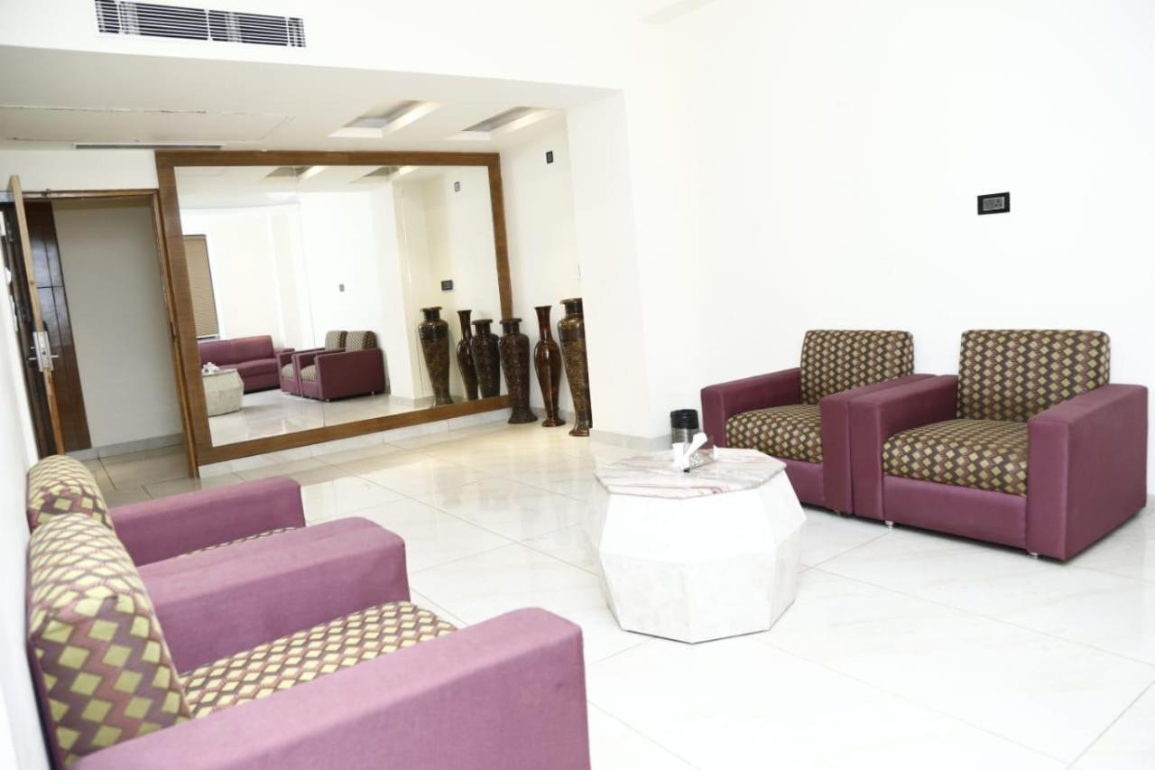 Hotel Pacific Roorkee ภายนอก รูปภาพ